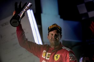 „Formulės-1“ lenktynėse Singapūre – vokiečio S. Vettelio triumfas