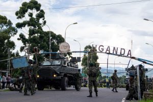 Ugandos vakaruose per išpuolį prieš mokyklą žuvo 25 žmonės 
