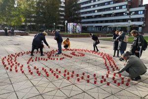 Atgimimo aikštėje klaipėdiečiai prisiminė organų donorų pasiaukojimą