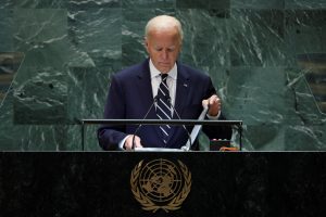 J. Bidenas: kai kurie dalykai yra svarbesni už buvimą valdžioje