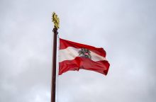 Austrija ir Vokietija stabdo sirų prašymų dėl prieglobsčio nagrinėjimą, nori deportuoti pabėgėlius