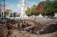 Rotušės aikštė pasitinka pokyčius: Kauno senamiestyje įsibėgėja archeologiniai tyrimai