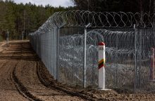 Nelegalius migrantus per Lietuvą gabenęs latvis nuteistas laisvės atėmimu