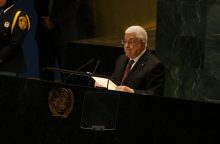 Palestinos prezidentas ragina tarptautinę bendruomenę nebesiųsti ginklų Izraeliui